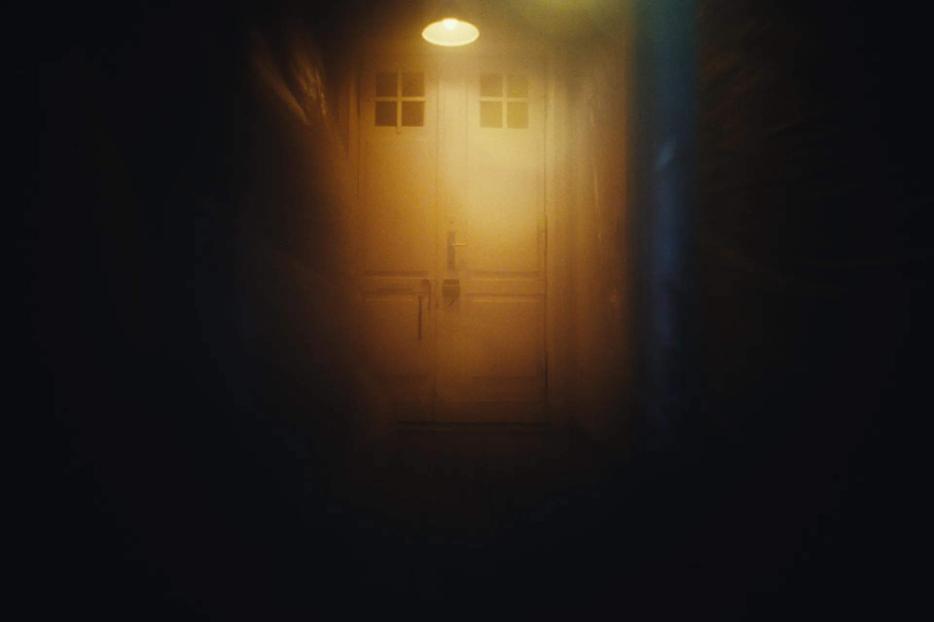 黑闰润 - 超自然调查实录纪录片